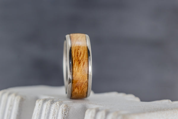 Anillo de Titanio y Madera (00525_8N)