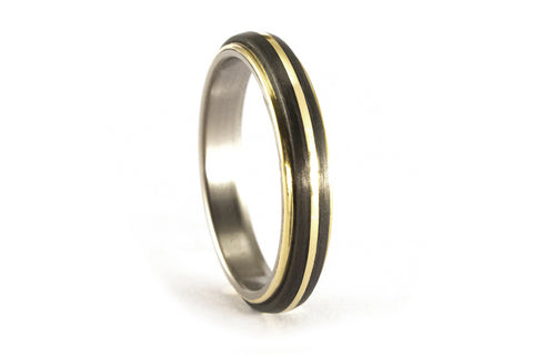 Anillo de Titanio, Oro amarillo 18k y Fibra de Carbono (00559_4N)